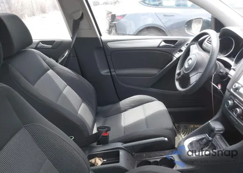 2010 Volkswagen Golf 4-Door из США, поврежденный, VIN WVWDB7AJ0AW364638